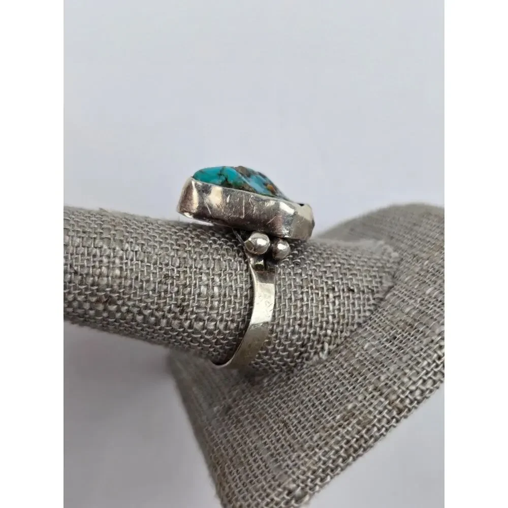Vintage Navajo Odd Shaped Turquoise Nugget ring size 10.5 handmade unsigned